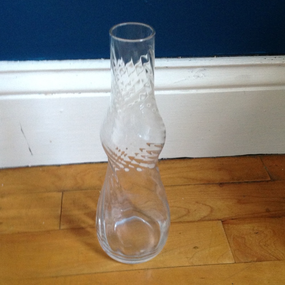 Glass Vase Single Flower Swirl Cut Crystal Glass Flower Vase 8 1/2"